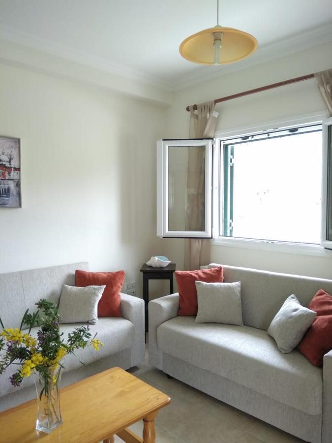 Lonelia'S Family Homes Lefkimi Extérieur photo